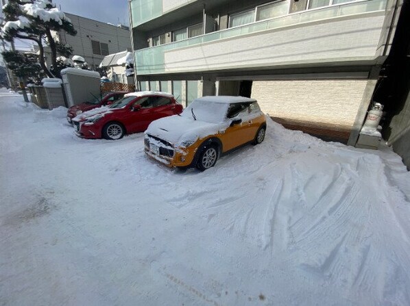 幌平橋駅 徒歩9分 4階の物件外観写真